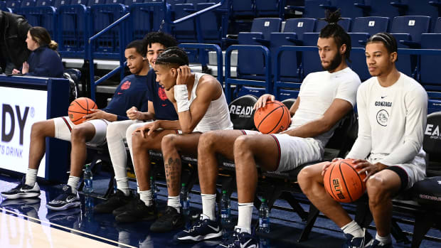 Gonzaga Bulldogs Pepperdine Waves74